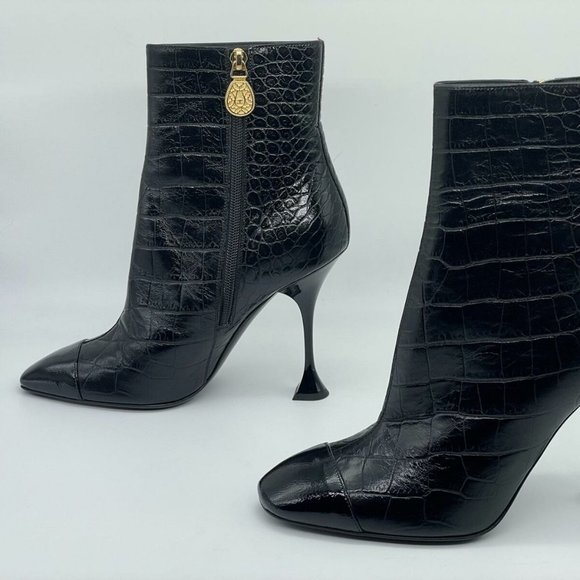 CHANEL 19A Métiers d'Art Paris Croc Embossed Booties Ankle Boots Heels - Picture 7 of 14